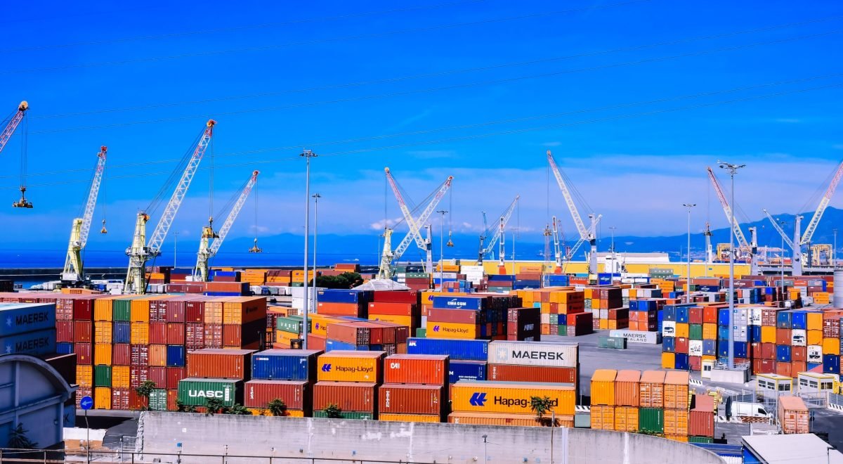 DP World: Global Supply Chain and Logistics Solutions